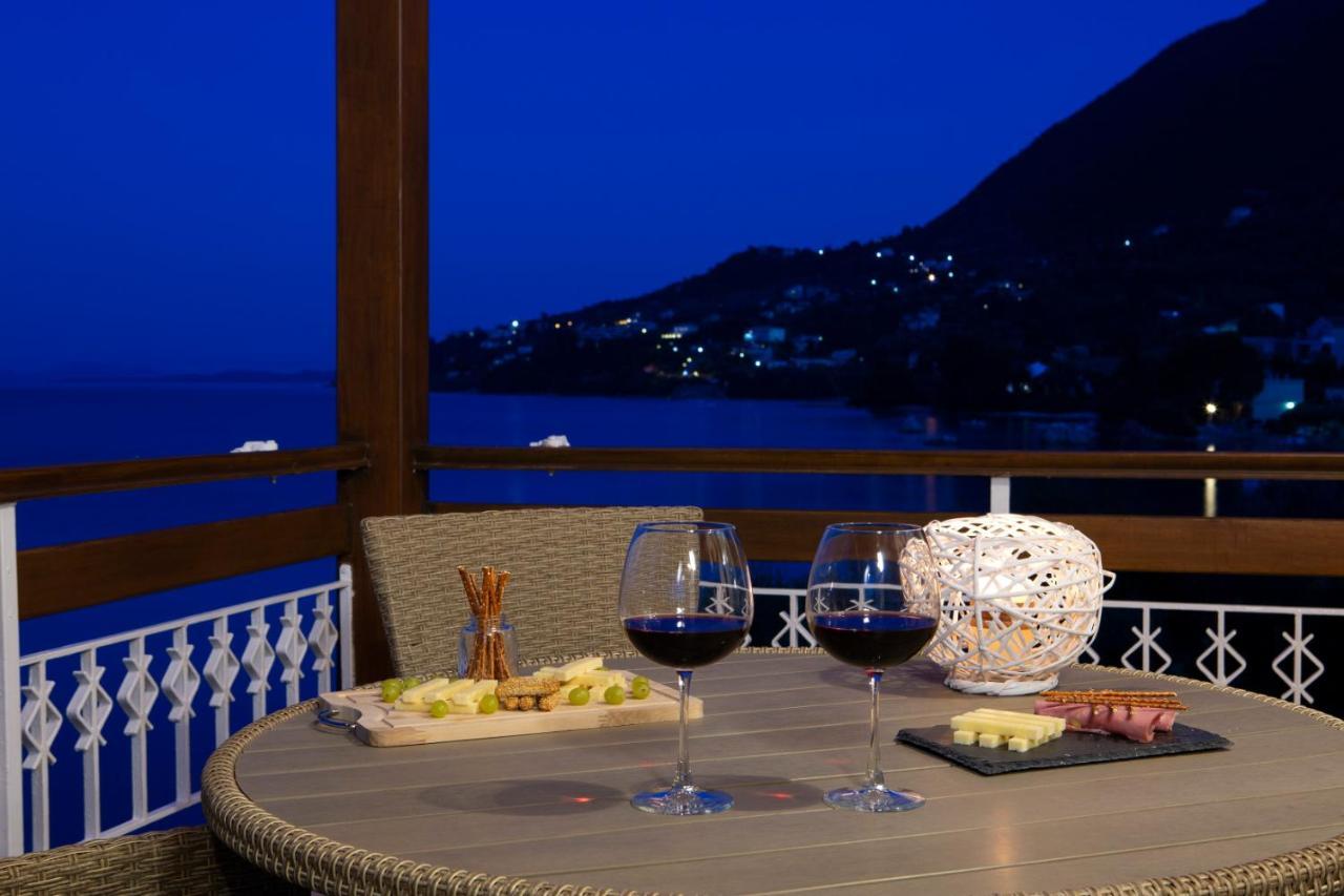 Arokaria Beach House Nikiana Exterior photo