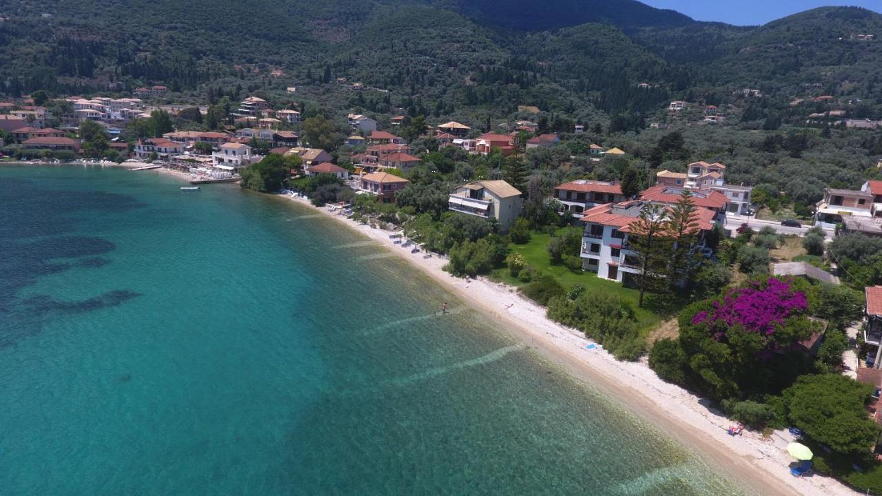 Arokaria Beach House Nikiana Exterior photo